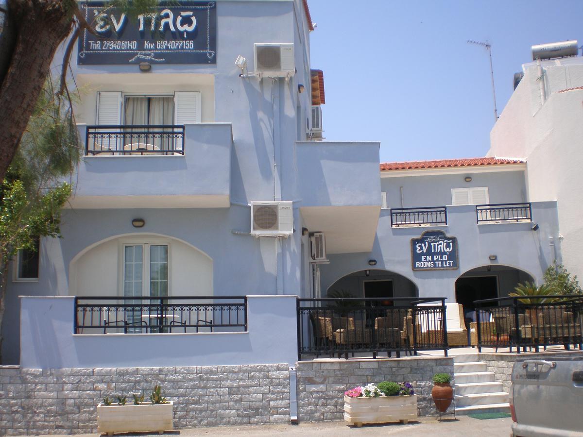 Hotel En Plo Elafonissos Exteriér fotografie