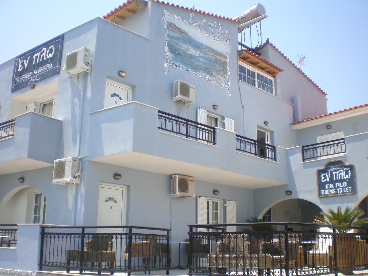 Hotel En Plo Elafonissos Exteriér fotografie
